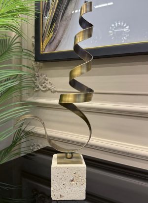 TRAVERTEN KAİDELİ ESKİTME GOLD SARMAL SOYUT OBJE